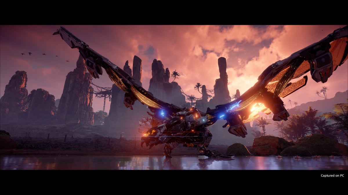 Aloy observa máquina em Horizon Zero Dawn