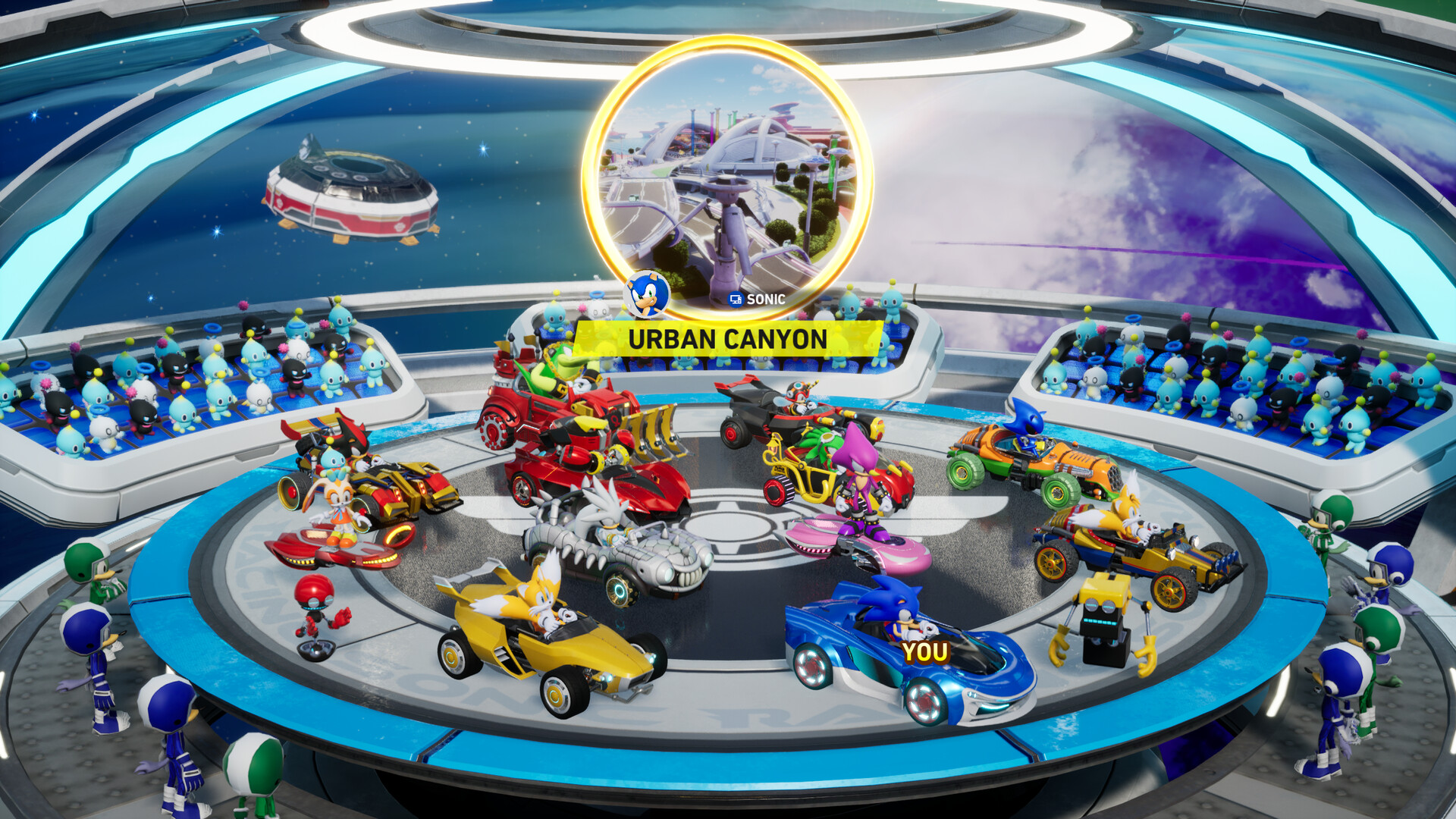 Sonic em primeiro lugar escolhe o CrossWorld Urban Canyon diante dos outros competidores.