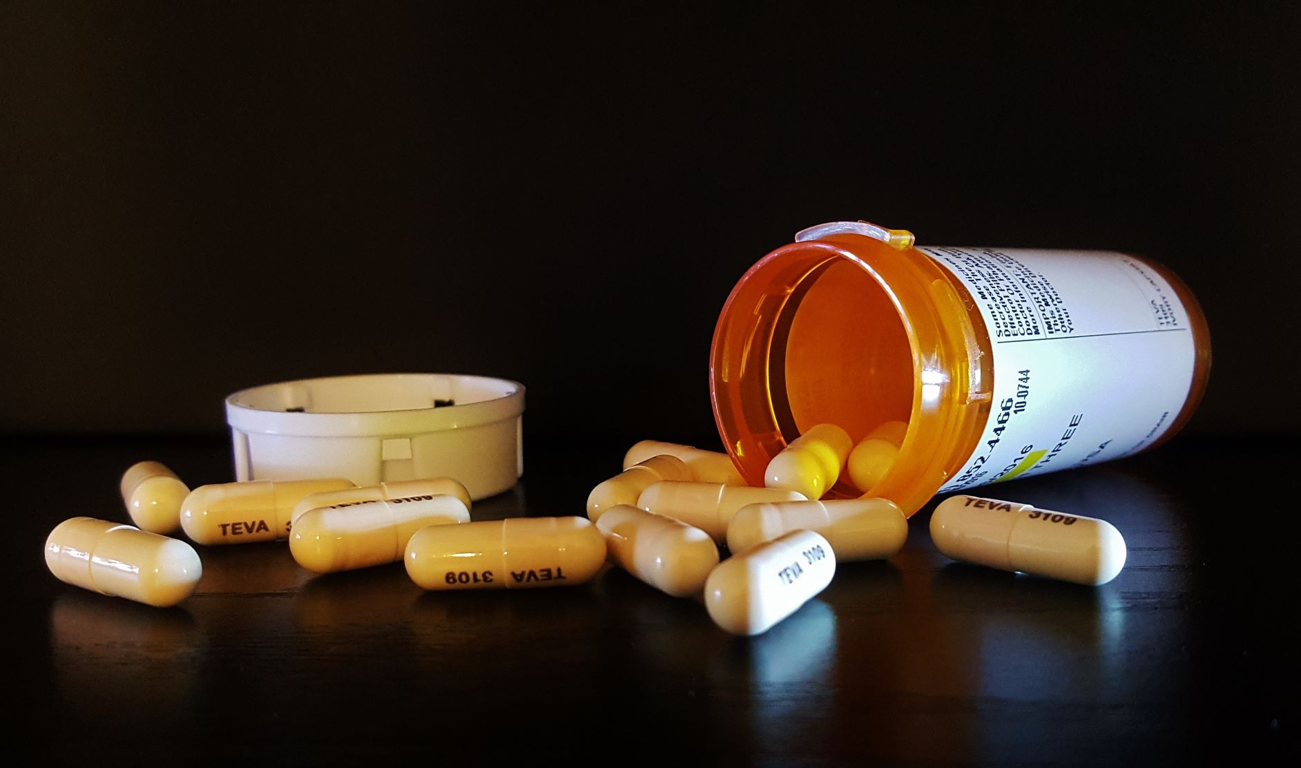 Como a automedicação pode afetar negativamente a sua saúde?