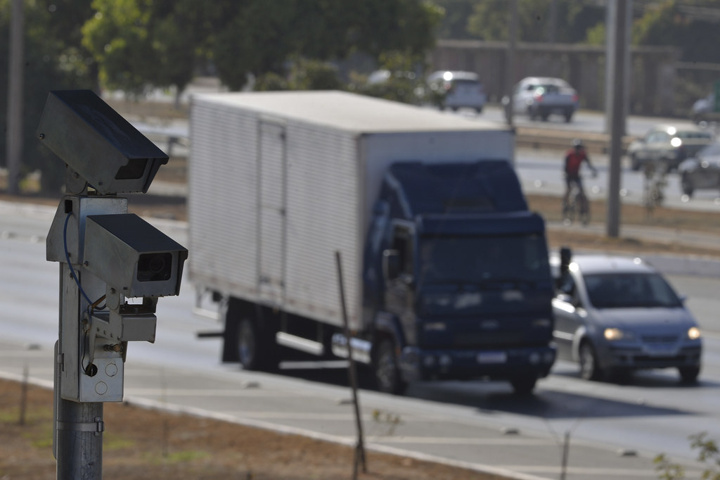 Foi multado por excesso de velocidade? O que fazer para recorrer