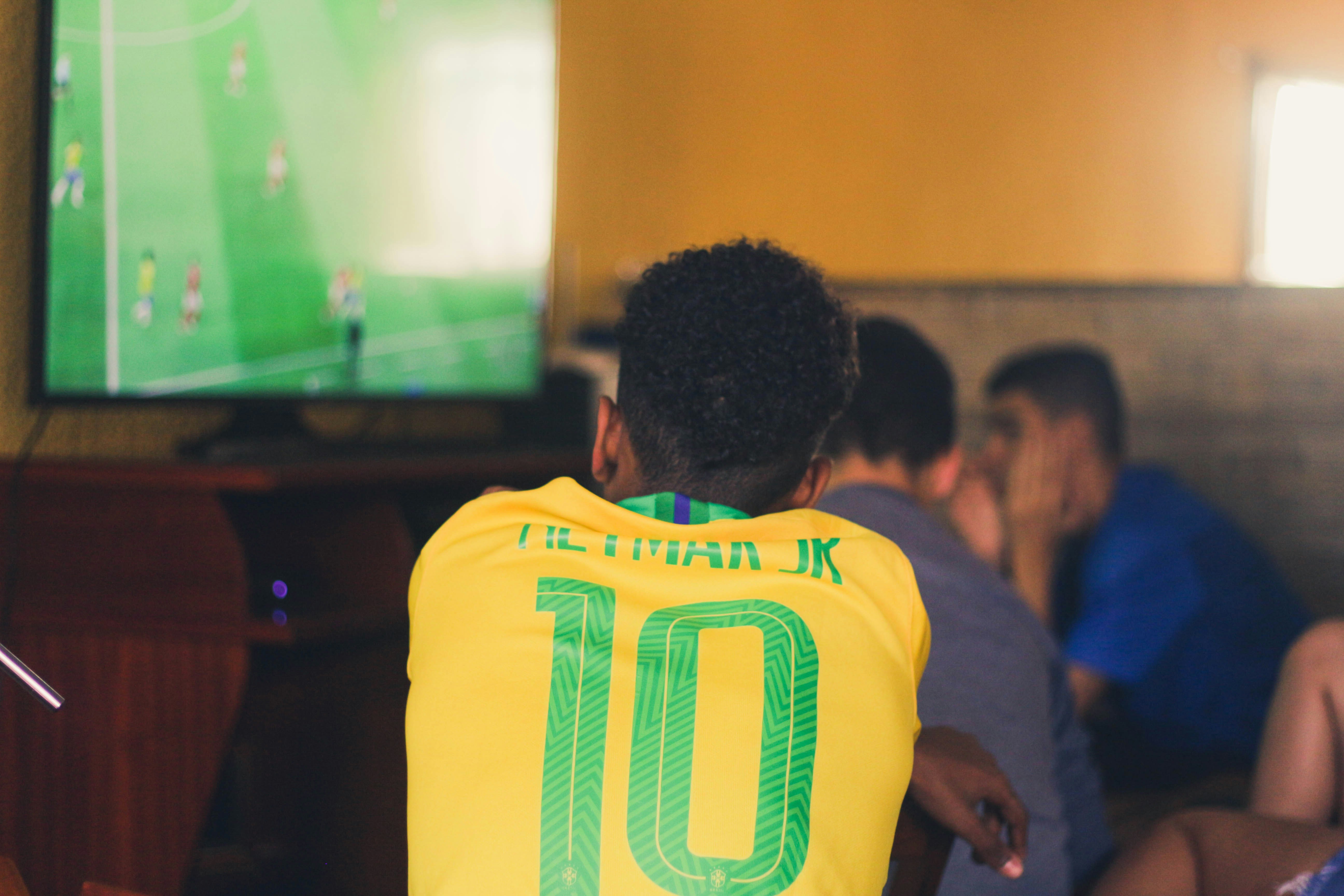 LFF vs. Libra: O que é? Como buscam regular os direitos de transmissão do futebol?
